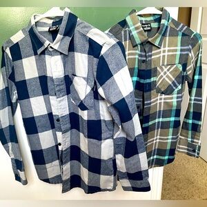 Hurley long sleeve, collared flannel shirts lot of 2- like new